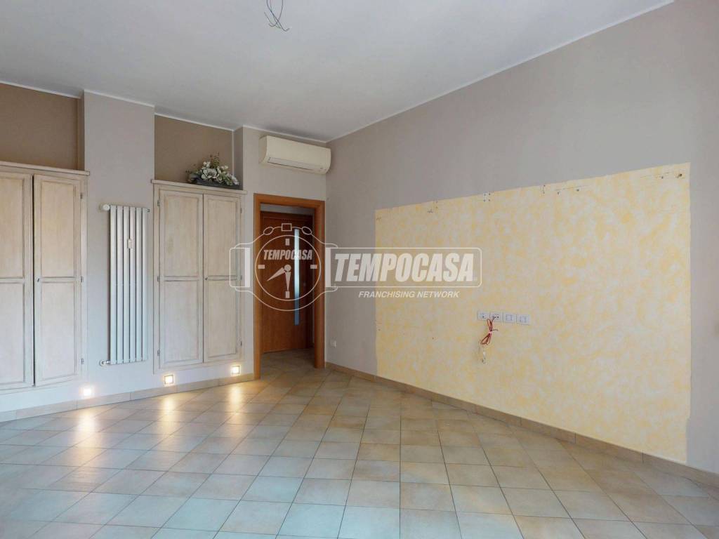 Appartamento a Bra in Via Giuseppe Mazzini, 1 - Foto 4