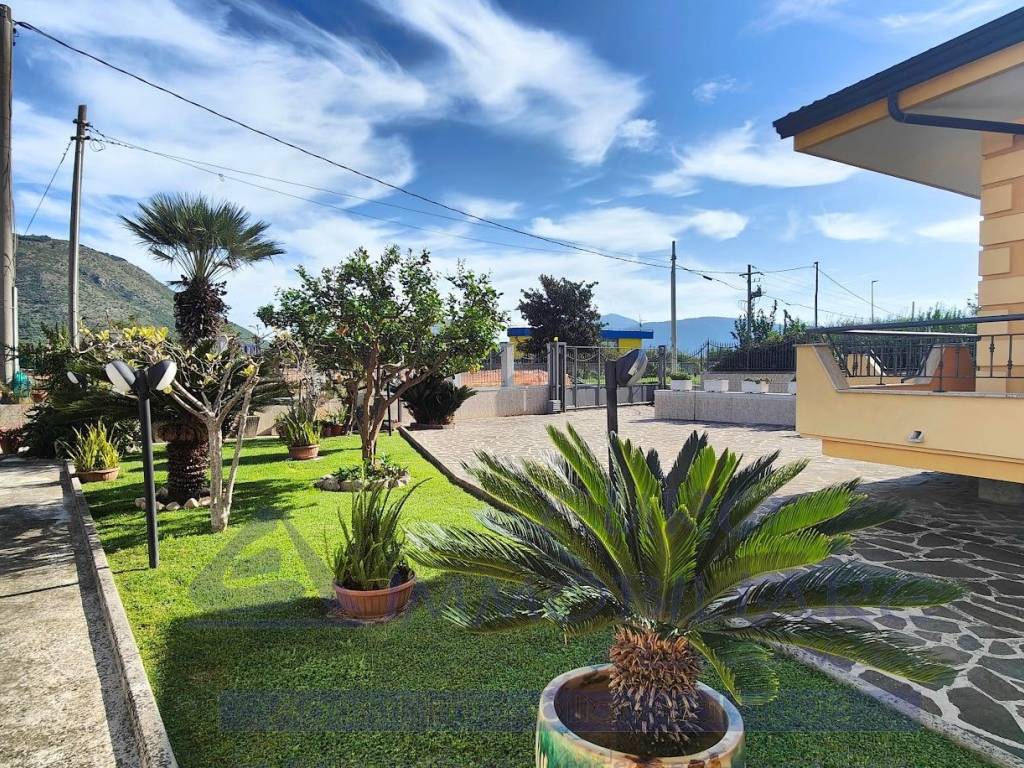 Villa a Maddaloni in Via Pioppolungo, 3 - Foto 3