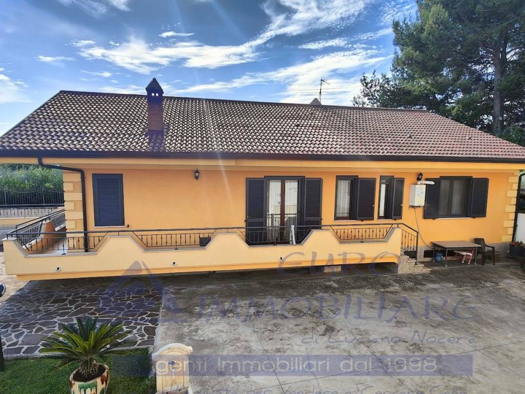 Villa a Maddaloni in Via Pioppolungo, 3 - Foto 5