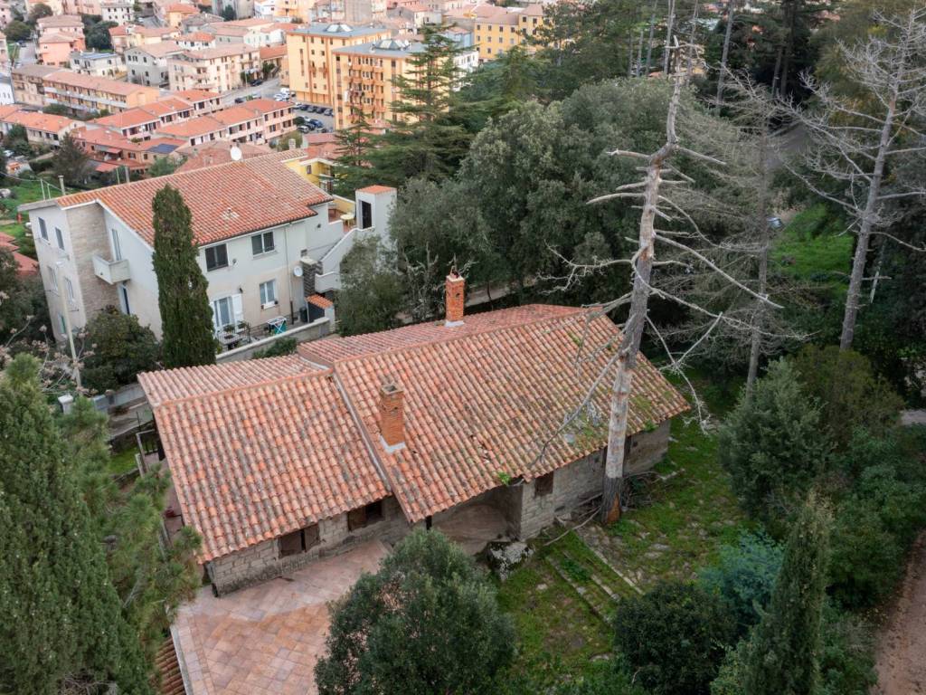 Villa a Tempio pausania in Piazza d'Italia - Foto 5