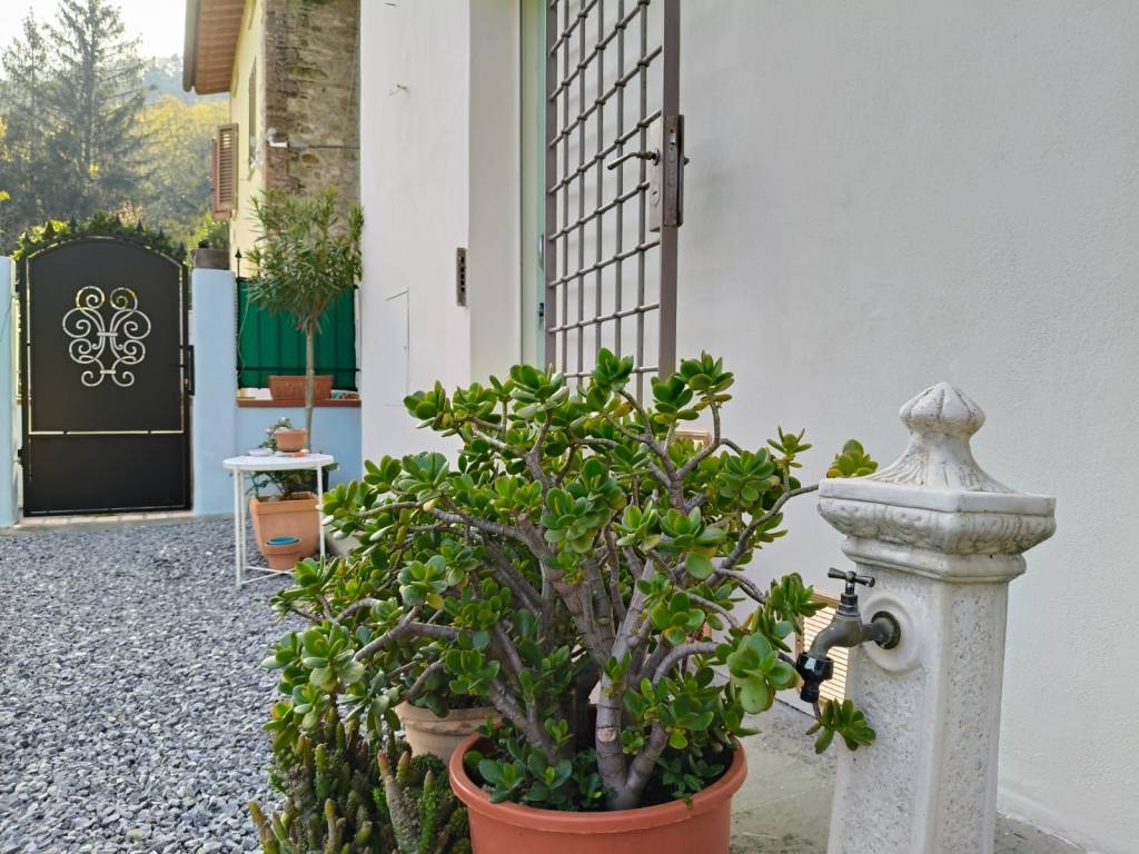 Casa indipendente a Pistoia in Via di Selvapiana, 47 - Foto 3