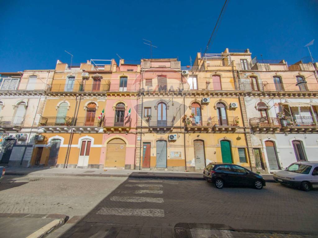 Appartamento a Francofonte in via Reginaldo Giuliani, 21 - Foto 2