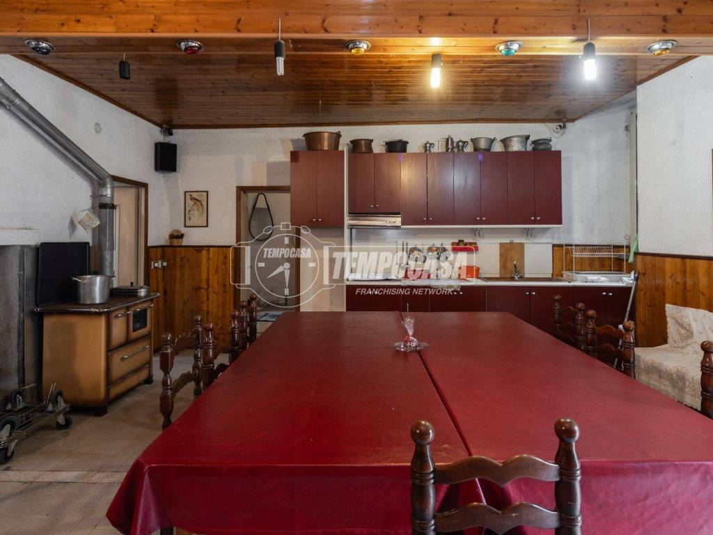 Appartamento a Barzago in Via Pirotta 14 - Foto 2