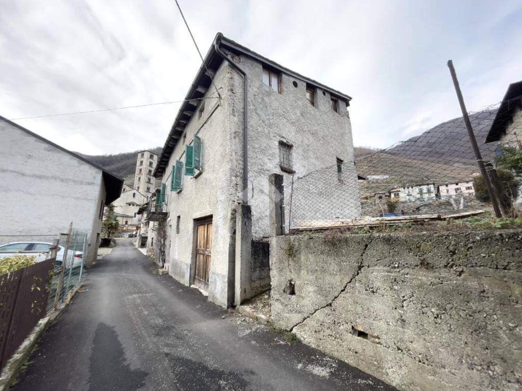 Casa indipendente a Bianzone in Via di Mezzo, 2 - Foto 2