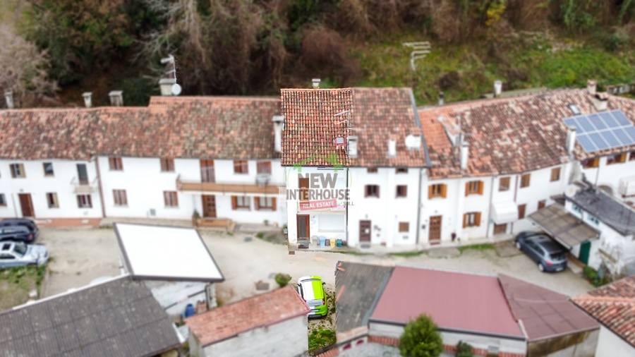 Villetta a schiera a Maniago in Via Angelo dal Mistro, 36 - Foto 4