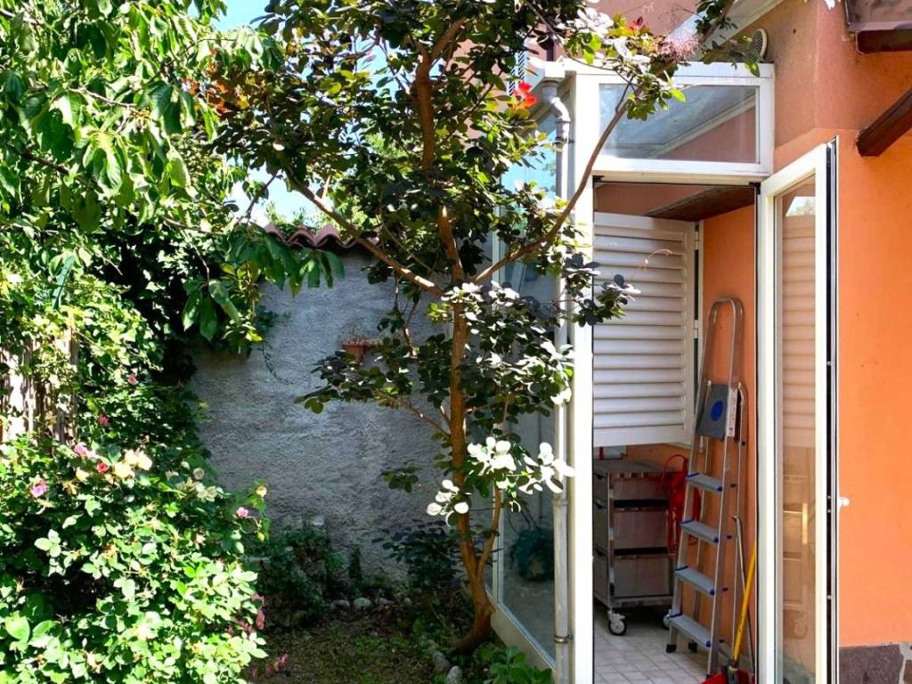 Appartamento a Trieste in Via del Veltro, 28 - Foto 2