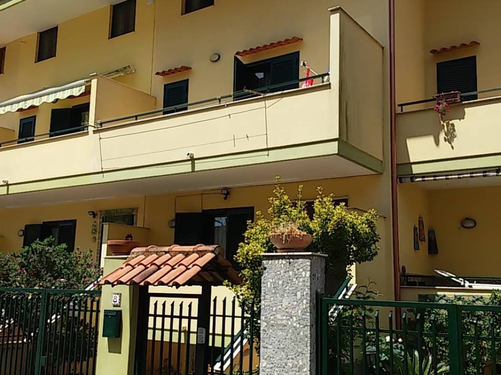 Villetta a schiera a Vairano patenora in Via Alcide De Gasperi - Foto 2