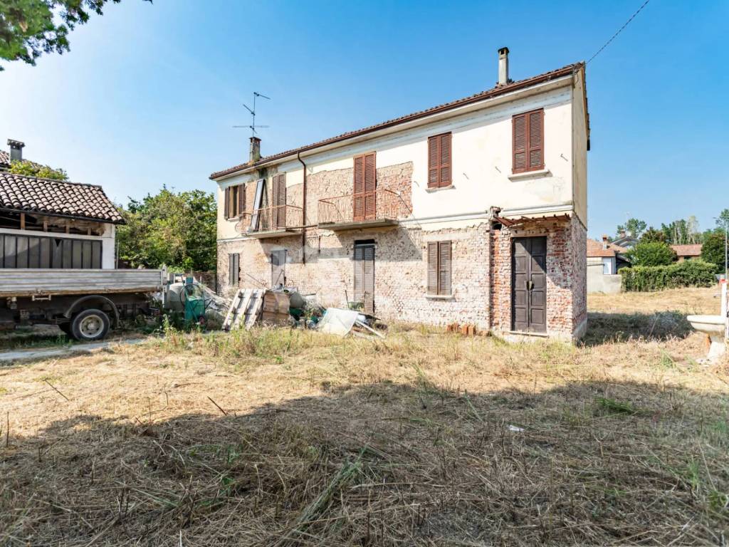 Rustico / casale a Gropello cairoli in Via Carlo Albani - Foto 1