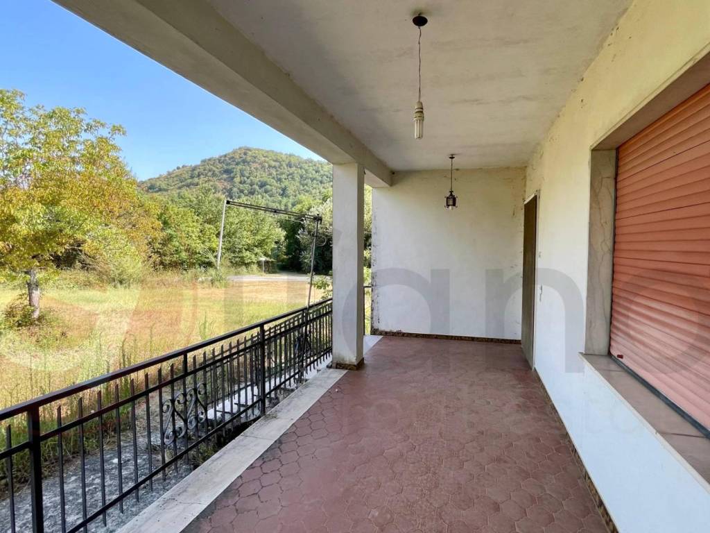 Casa indipendente a Arce in Via Valle, 143 - Foto 2