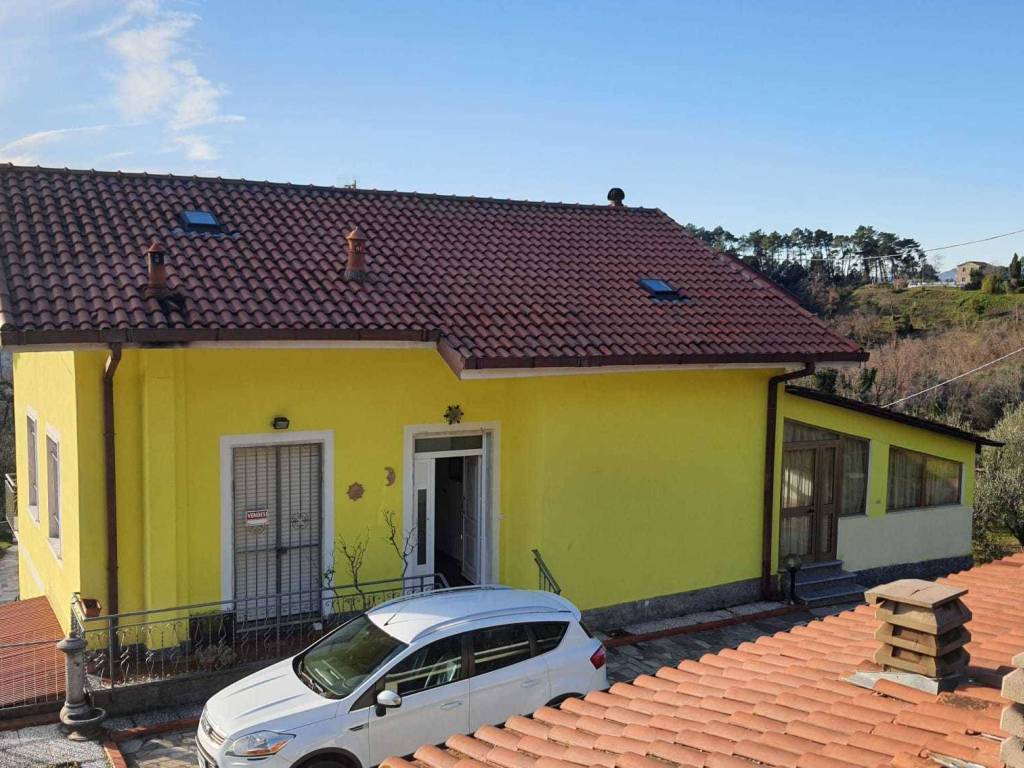 Villa a Sarzana in Via Prulla, 76 - Foto 2
