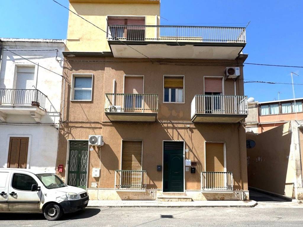 Appartamento a Avola in via dante , 24 - Foto 2