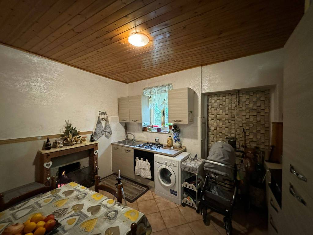 Casa indipendente a Carsoli in Sobborgo Sant'Antonio - Foto 3
