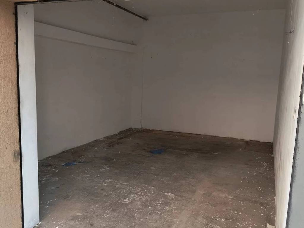 Box / garage a Borghetto santo spirito in Corso Europa 43. - Foto 3