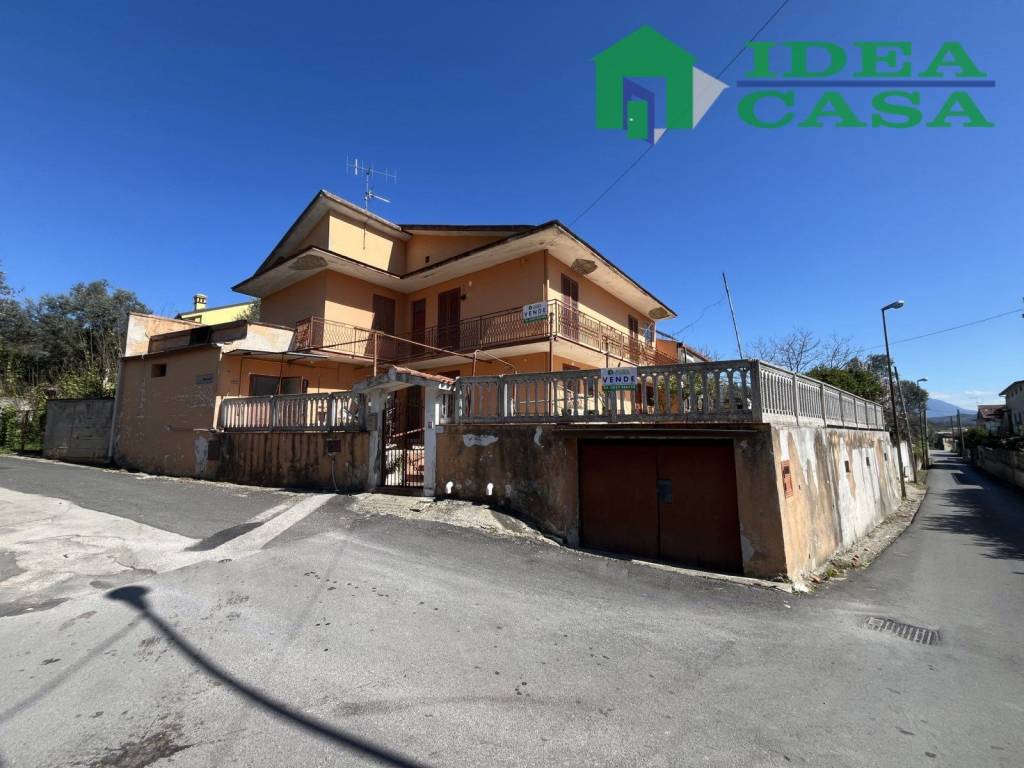 Casa indipendente a Piana di monte verna in Via Prospero Martelli - Foto 2