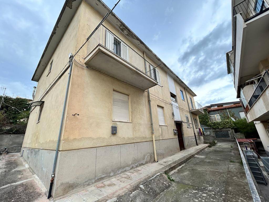 Appartamento a Roccella ionica in Via Cannolaro - Foto 3