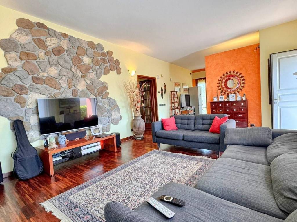 Appartamento a Lucca in Via Cecchetti, , 308 - Foto 2
