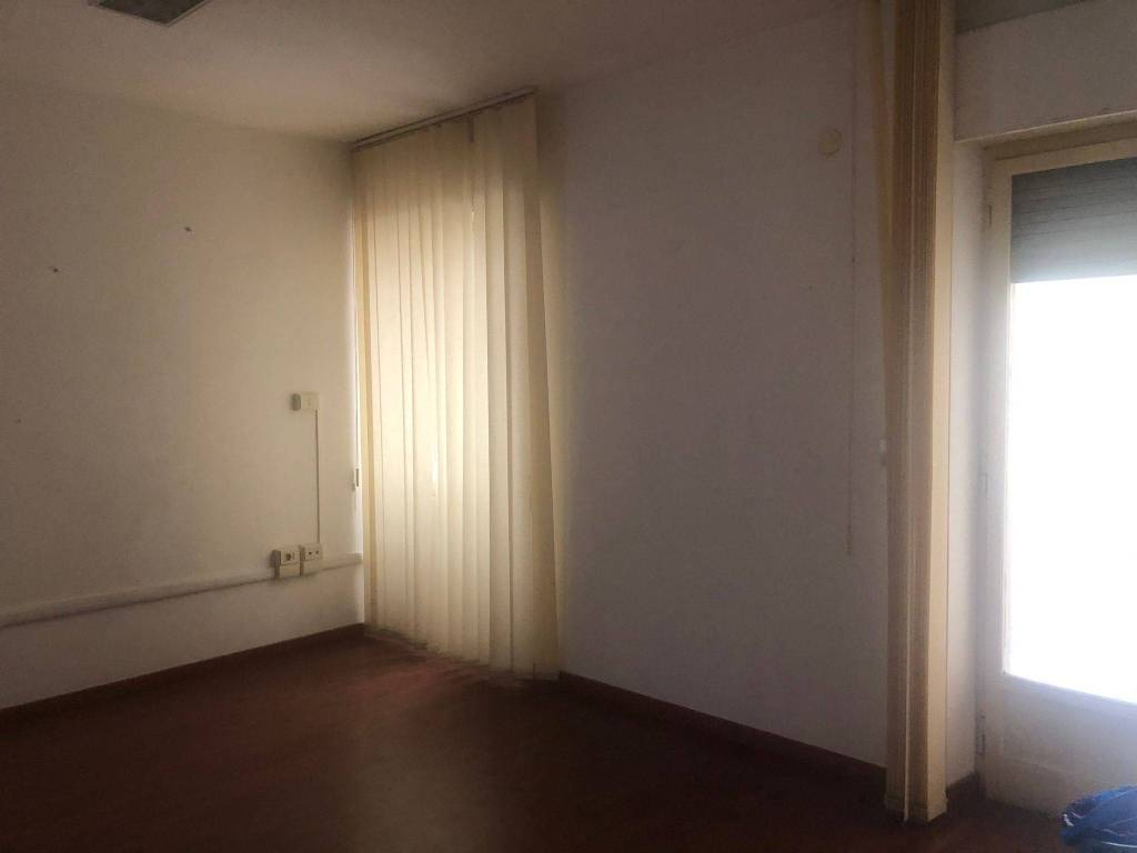 Appartamento a Crotone in Via Mario Nicoletta - Foto 3