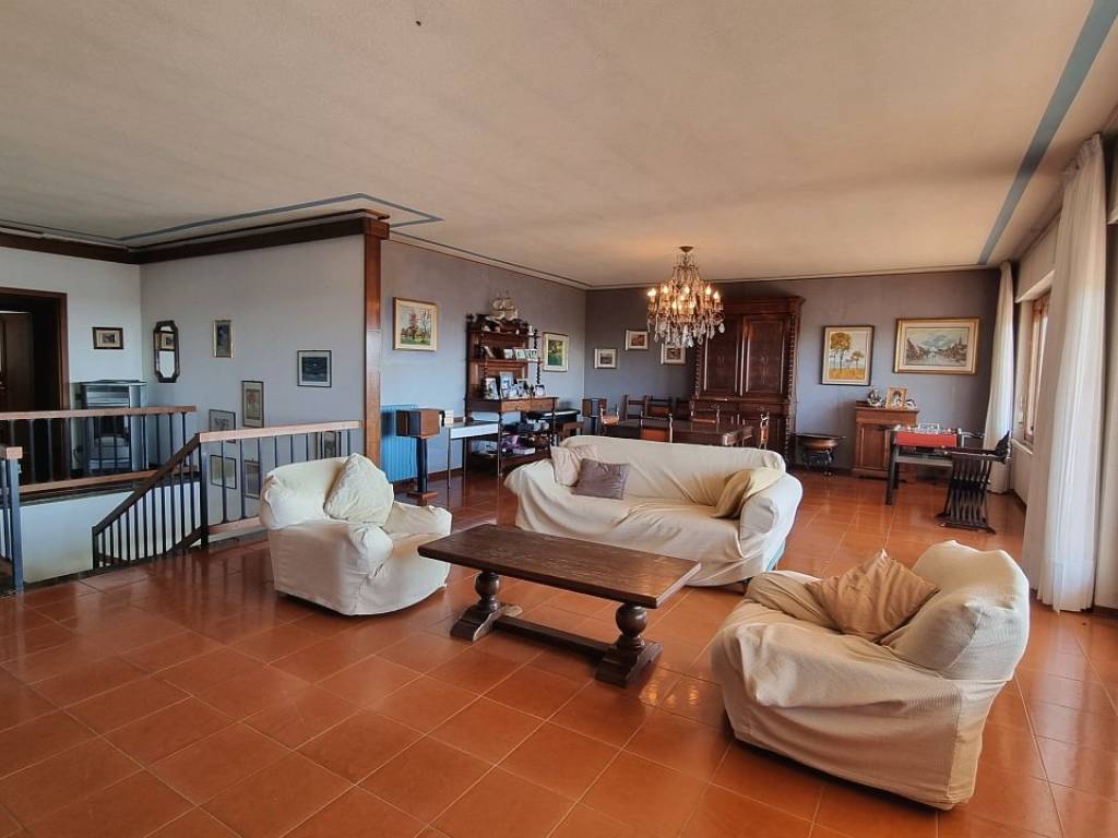 Villa a Gattinara in Via Castellazzo - Foto 5