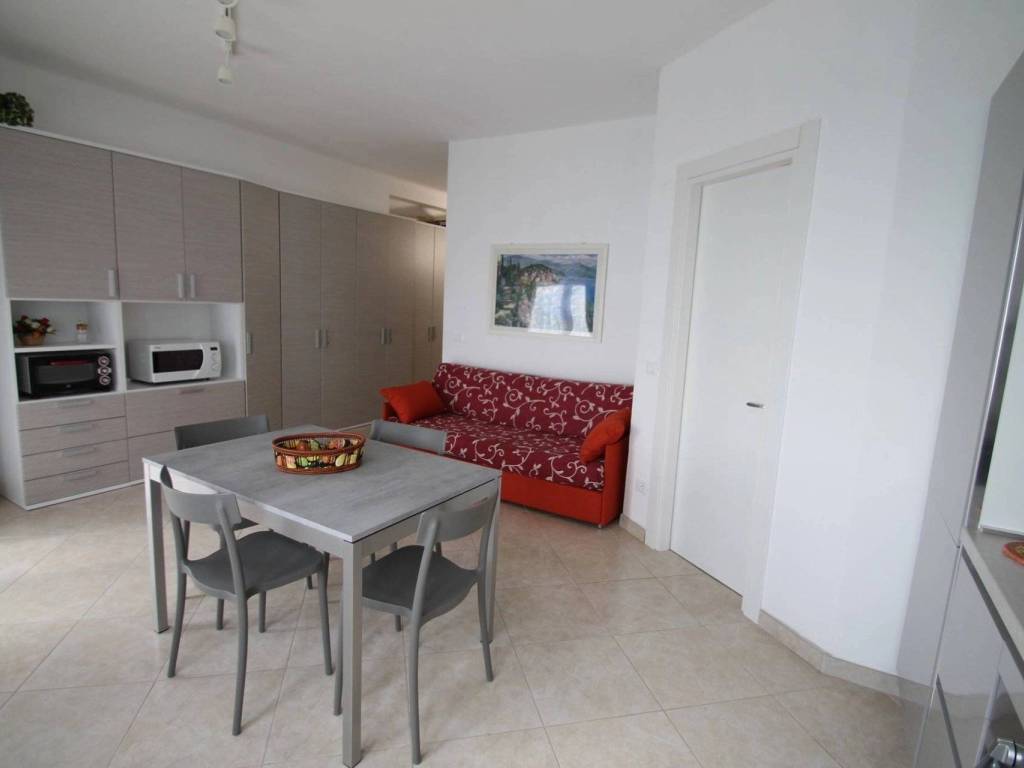 Appartamento a Borghetto santo spirito in Lungomare Matteotti 11. - Foto 4