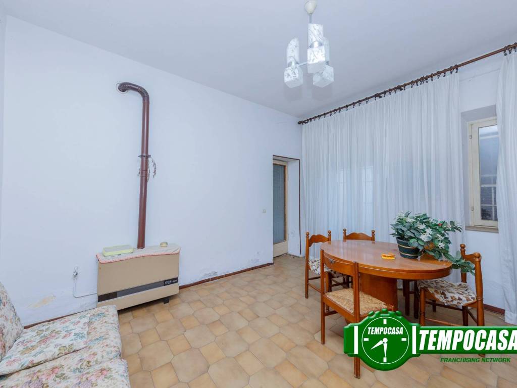 Casa indipendente a Villanova d'ardenghi in Via Roma - Foto 5