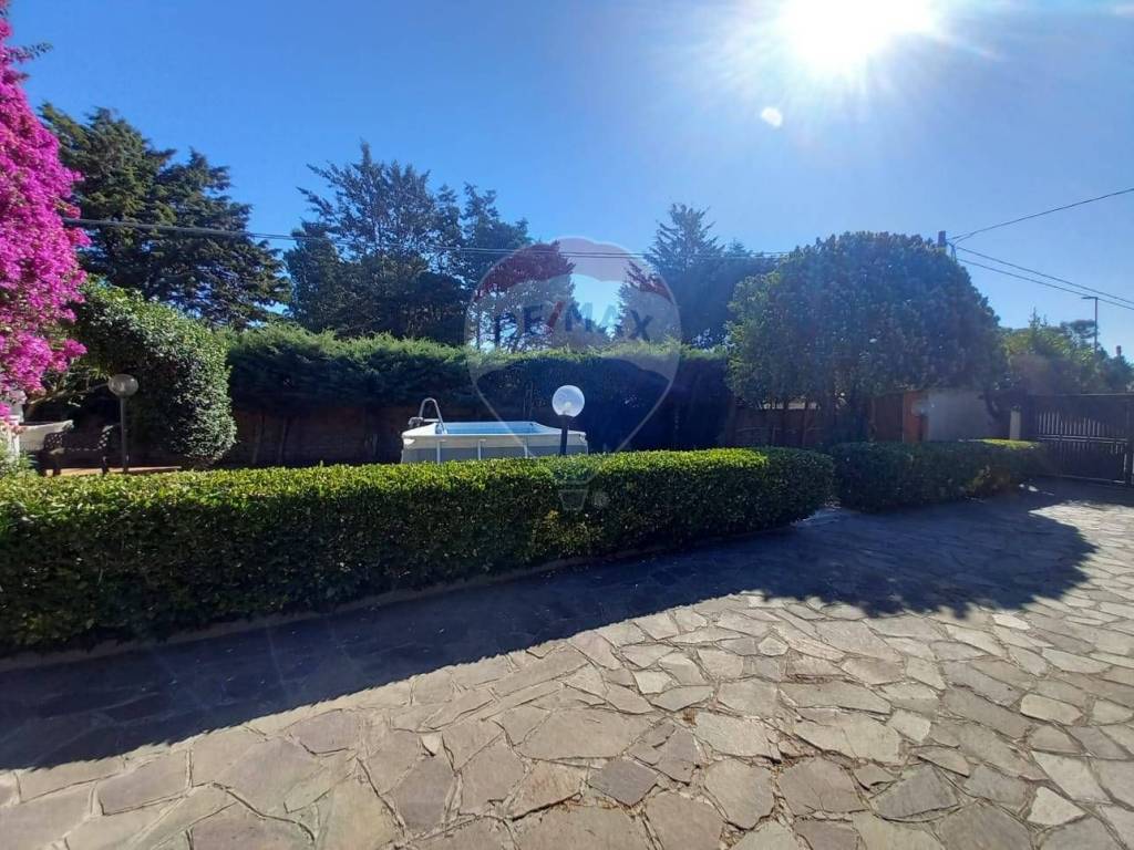 Villa a Aprilia in Via Torbido - Foto 3