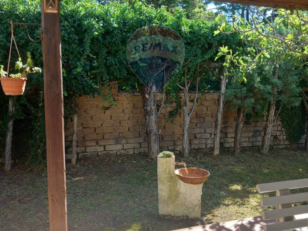 Villa a Aprilia in Via Torbido - Foto 4