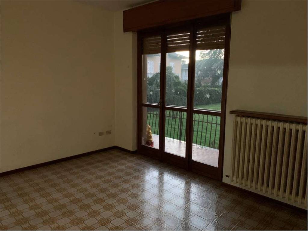 Appartamento a Castelletto sopra ticino in via primo maggio, 3 - Foto 4