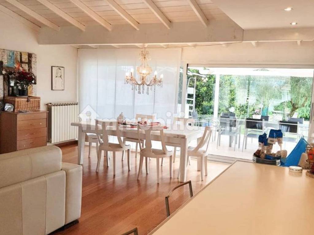 Villa a Sabaudia in Via Ayrton Senna - Foto 3