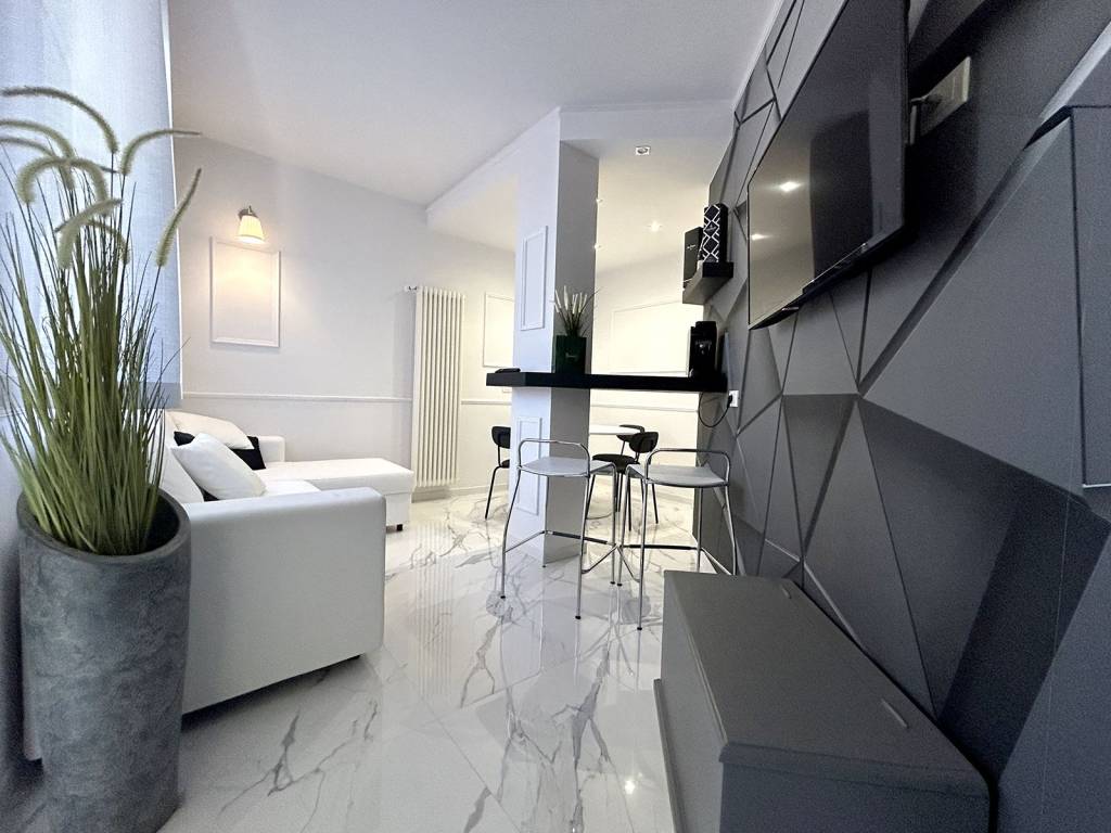 Appartamento a Riccione in Viale Maria Borman Ceccarini, 142 - Foto 4