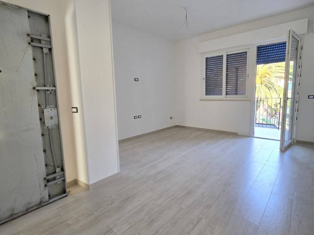 Appartamento a San benedetto del tronto in Via Leonida Bissolati - Foto 4