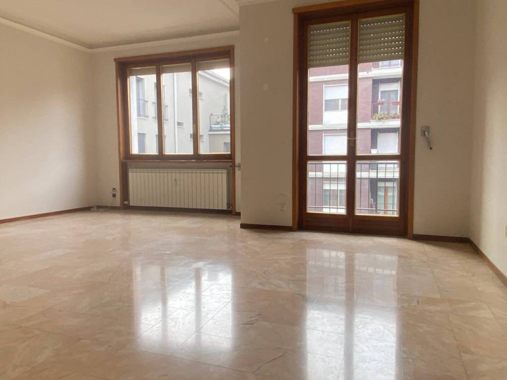 Appartamento a Piacenza in Corso Vittorio Emanuele II - Foto 2