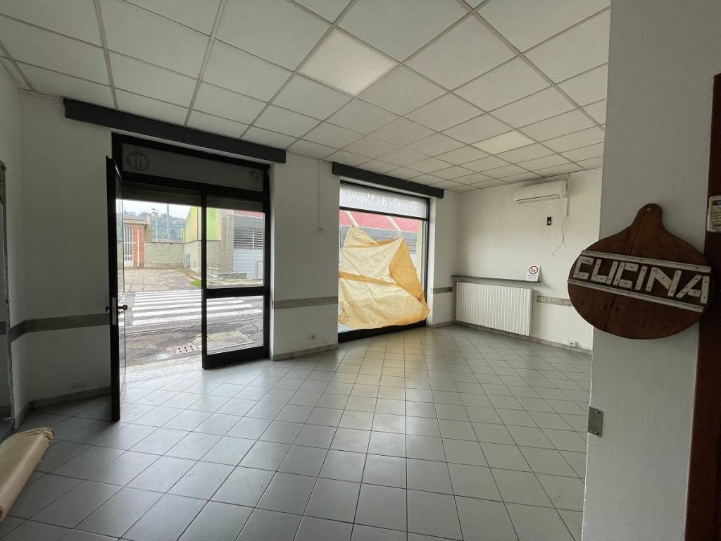 Immobile a Canelli in Via Cavaliere Ottavio Riccadonna, 94 - Foto 3