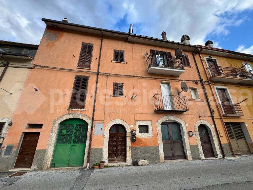 Appartamento a Castel di sangro in Via Aufidenate, 12 - Foto 2