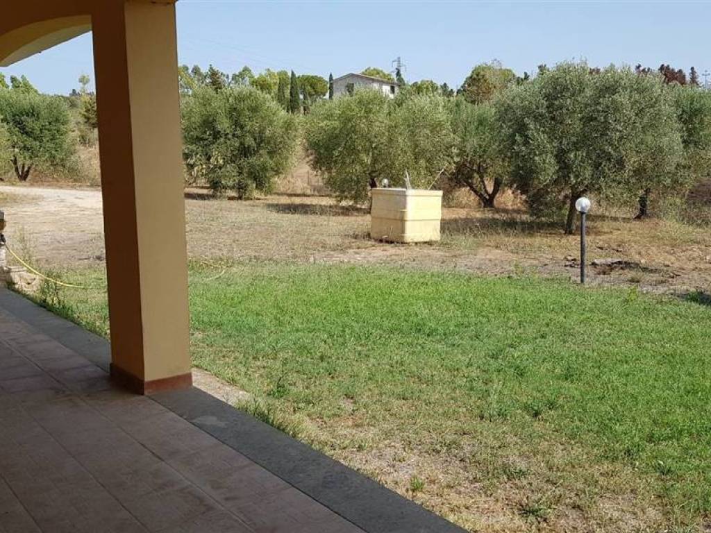 Rustico / casale a Tarquinia - Foto 3