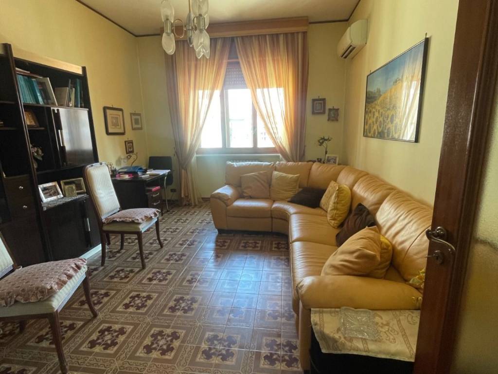 Appartamento a Avellino in Via Tagliamento - Foto 5