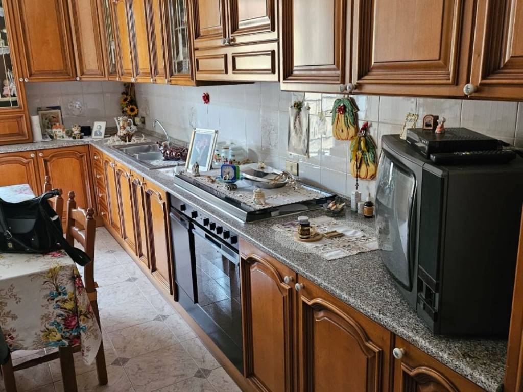 Casa indipendente a Pietraperzia in Via Fruscione, 38 - Foto 4