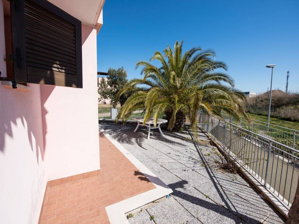 Villetta a schiera a Follonica in Via Mario Camerini - Foto 4