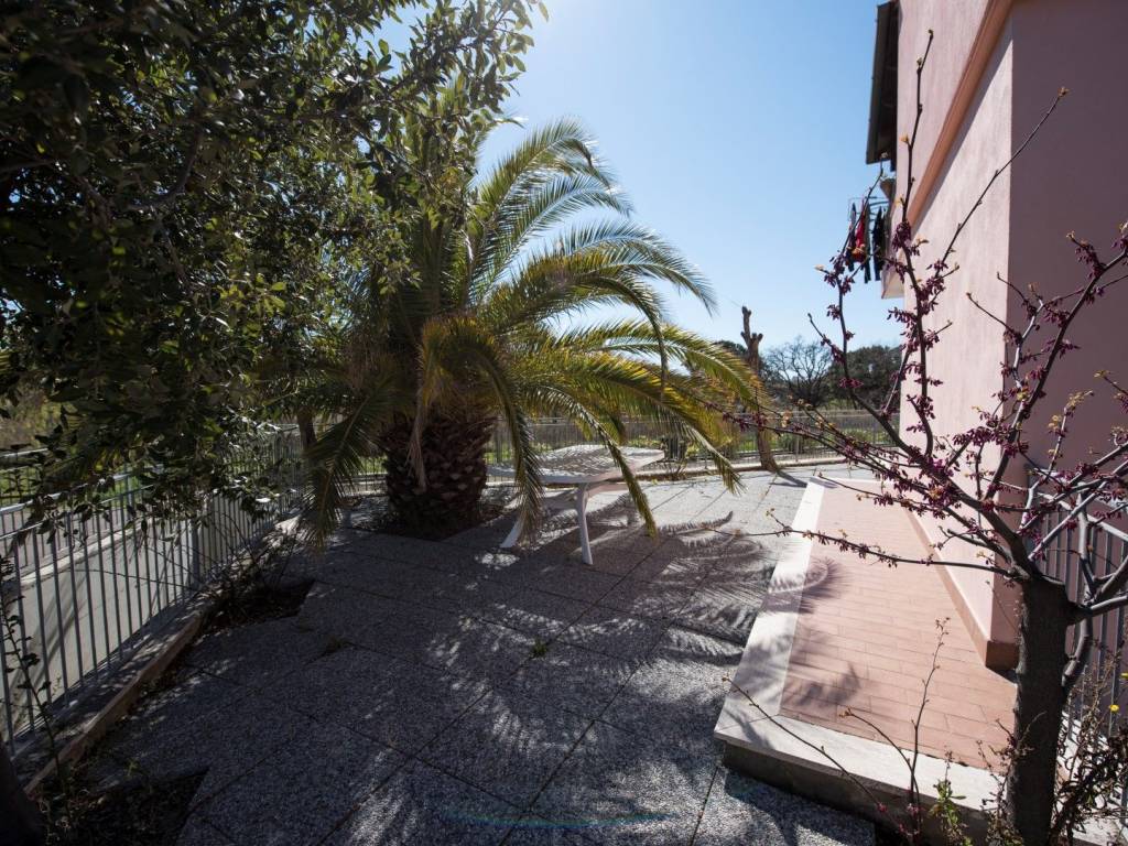 Villetta a schiera a Follonica in Via Mario Camerini - Foto 5