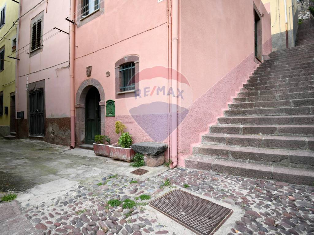 Casa indipendente a Bosa - Foto 2