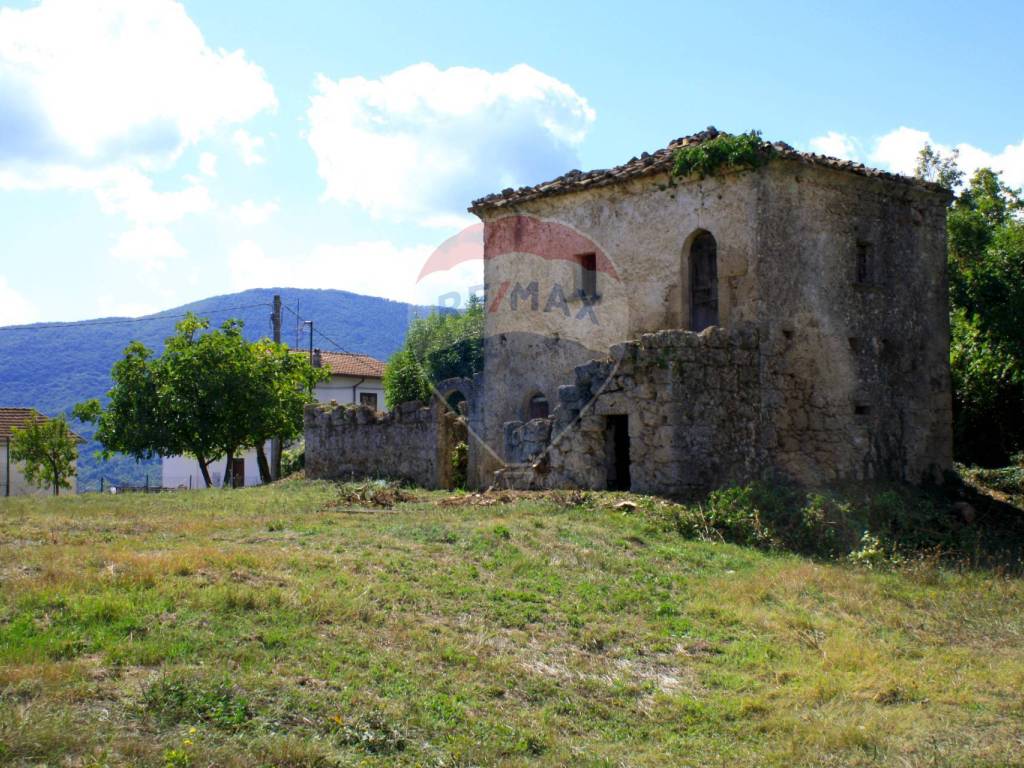 Rustico / casale a Rocchetta a volturno in Via Delle grotte - Foto 2