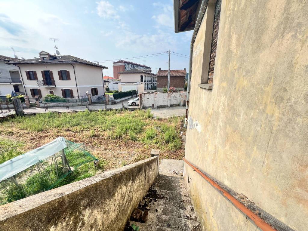 Villa a Crescentino in Via Alessandro Volta, 33 - Foto 3