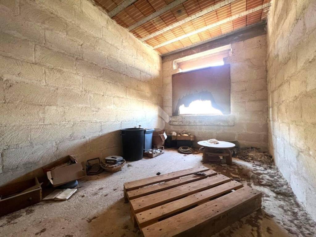 Rustico / casale a Mesagne in Via T. Livio, 56 - Foto 2