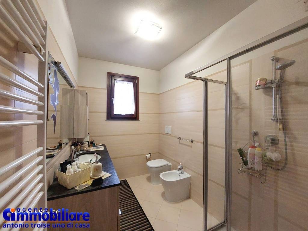 Appartamento a Serravalle pistoiese in Strada Regionale Lucchese - Foto 4