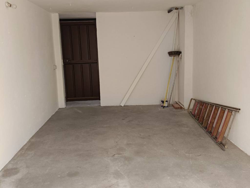 Box / garage a Crema in Via 4 Novembre, 38 - Foto 2