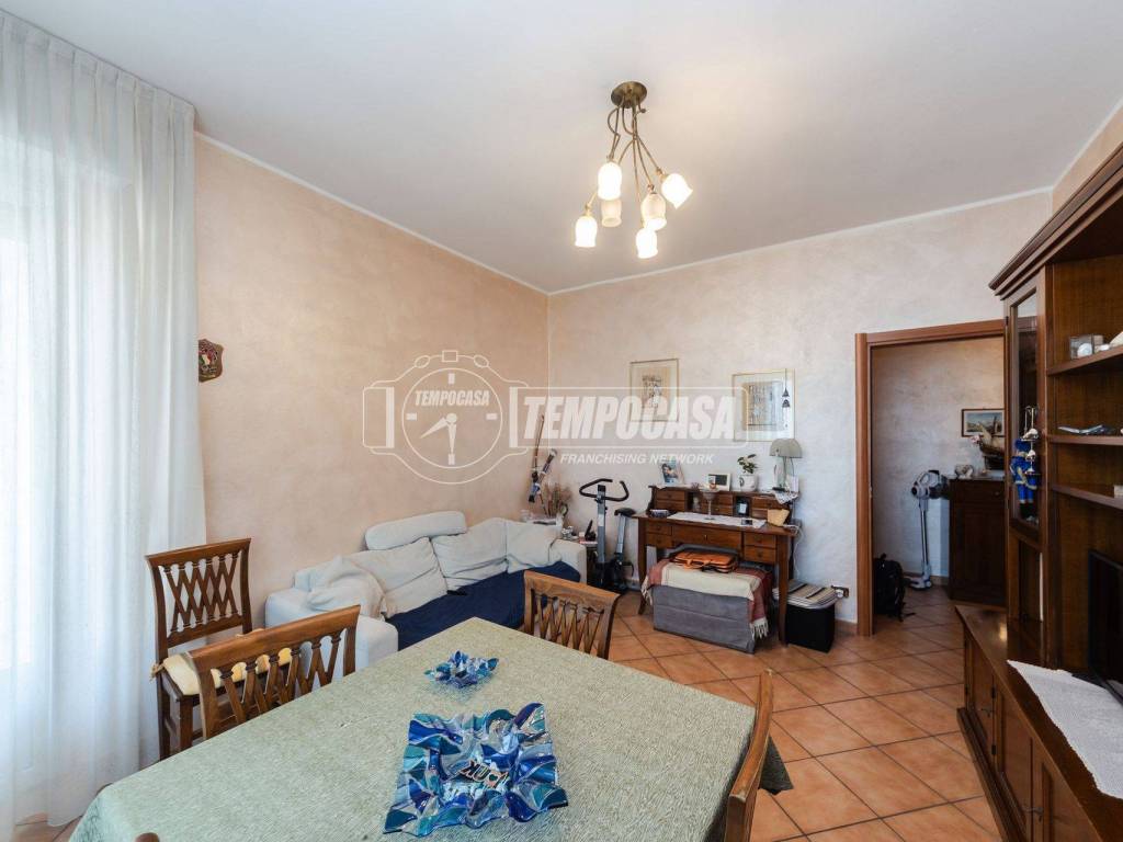 Appartamento a Bulciago in Via Alessandro Manzoni 11 - Foto 4