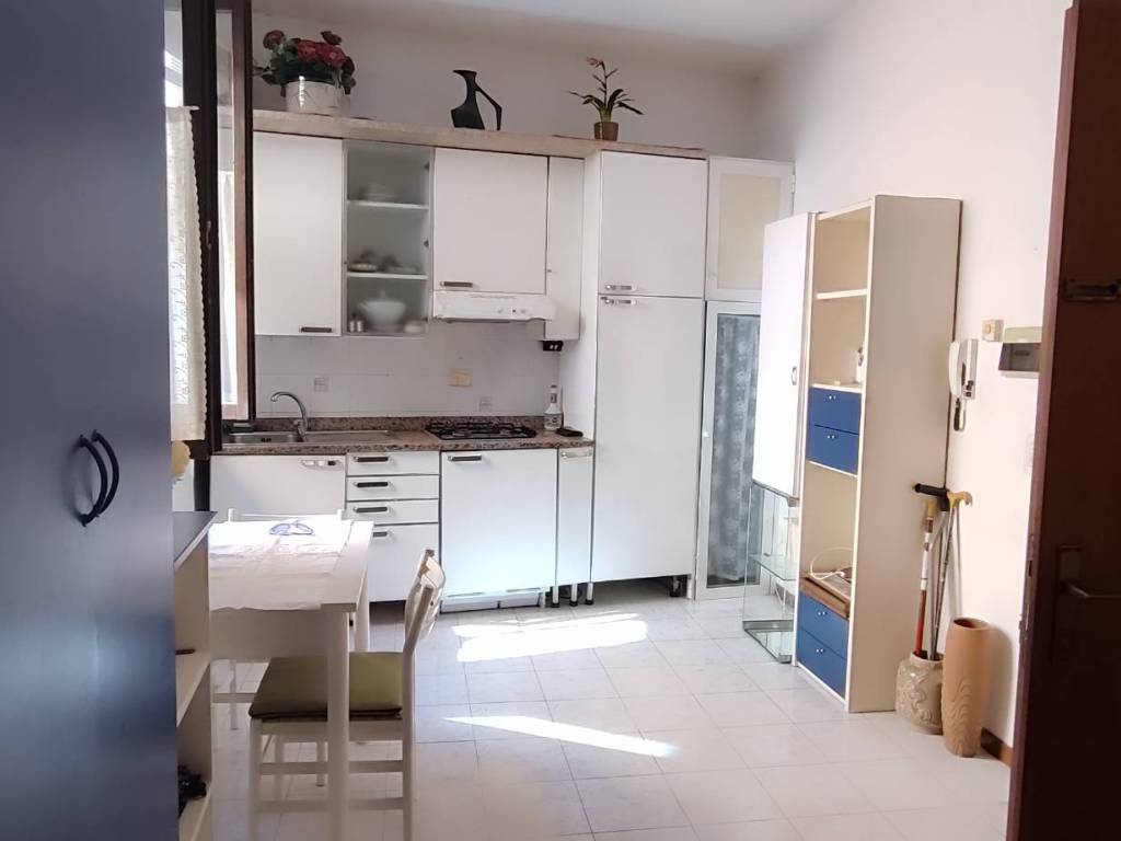 Appartamento a Fabriano in Via Enrico Cialdini, 55 - Foto 2