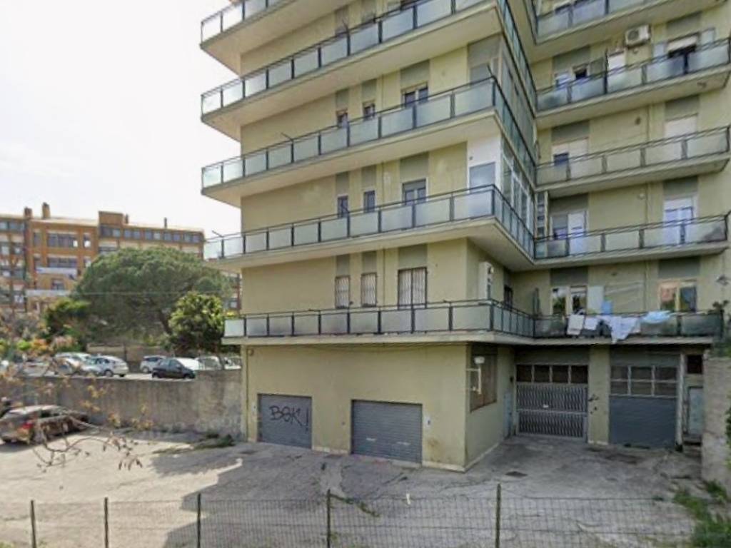 Box / garage a Catanzaro in Via Domenico Romeo - Foto 3