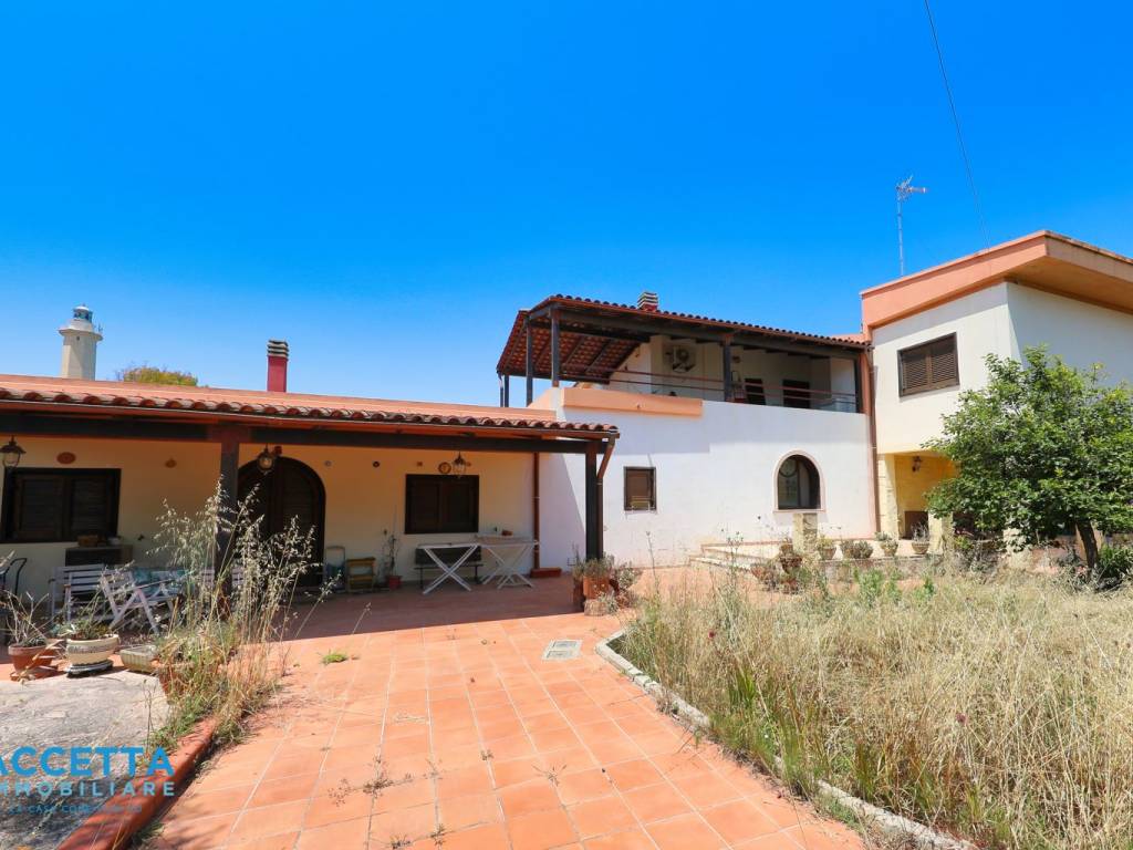Villa a Taranto in Via Del Faro, 177 - Foto 3