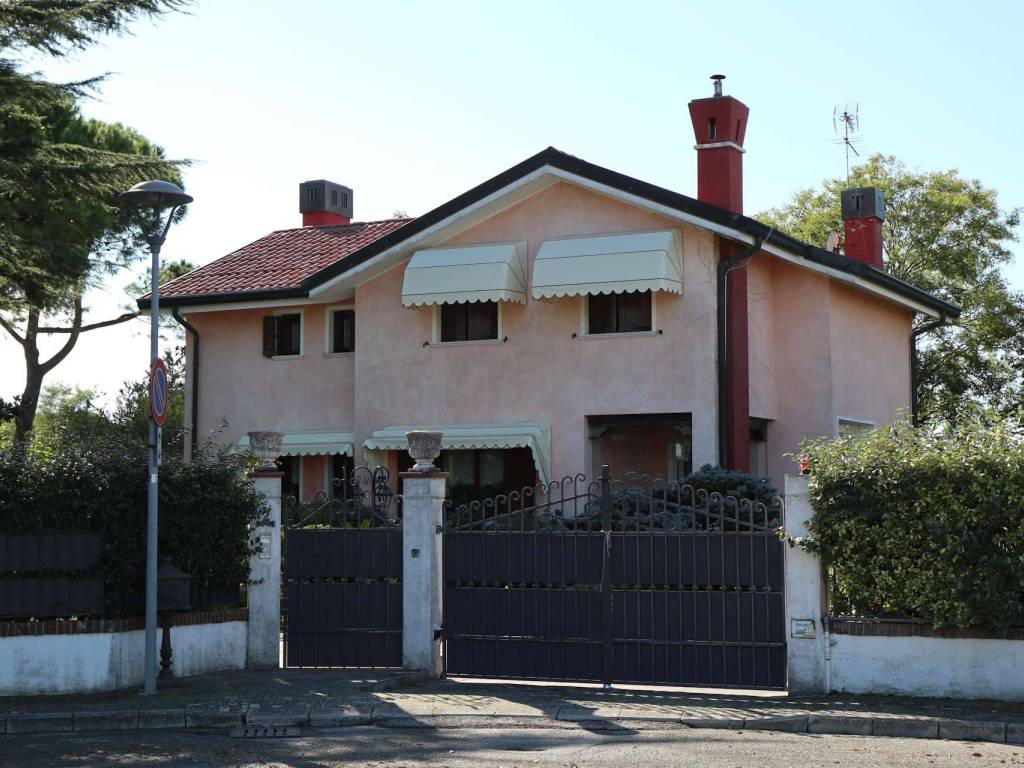 Villa a Caorle in Largo Verona - Foto 3
