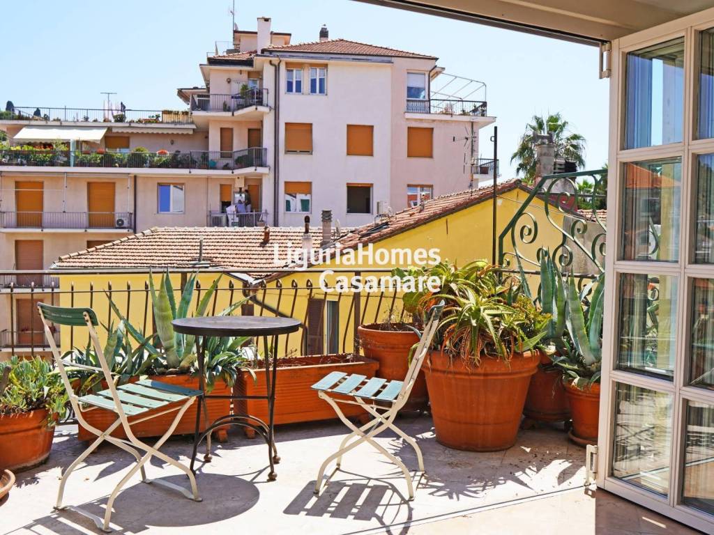 Appartamento a Imperia in Piazza Nino Bixio, 4 - Foto 2